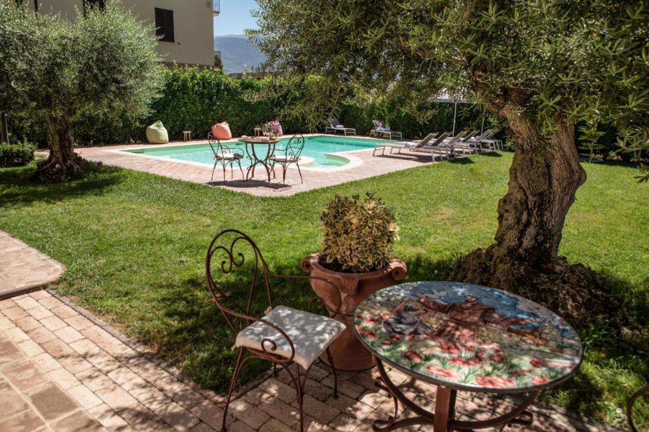Hotel Domus Angeli Assisi Exterior foto